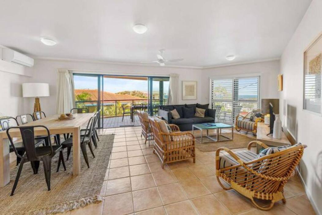 The Cove Yamba Aparthotel Exteriör bild