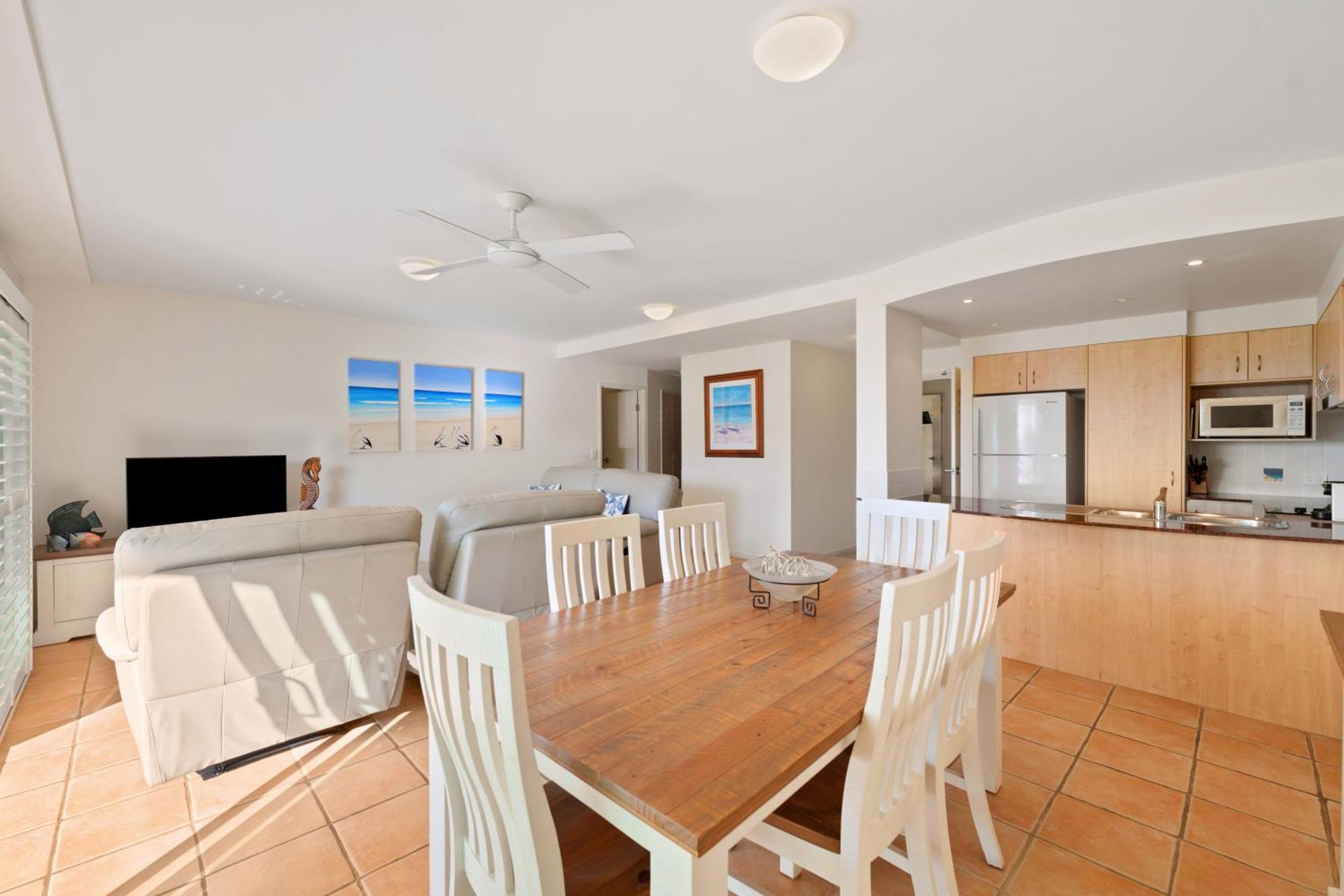 The Cove Yamba Aparthotel Exteriör bild